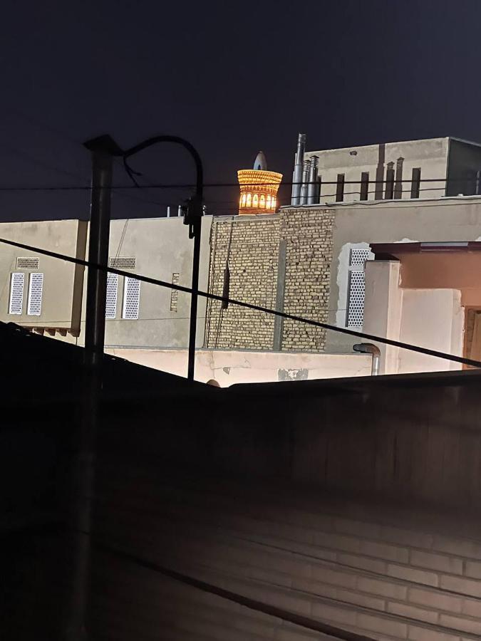 בוקורו Hotel Guest House Golden Degrez מראה חיצוני תמונה